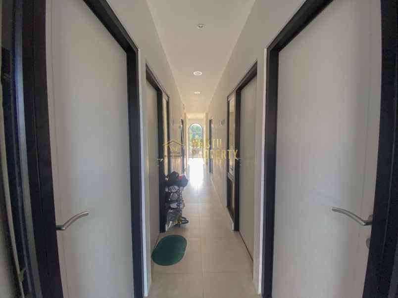 kost premium strategis full furnished di dekat ske