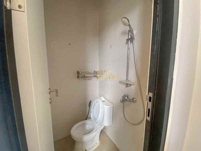 kost premium strategis full furnished di dekat ske