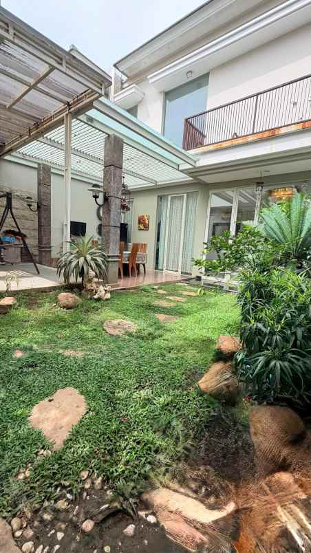 pakuwon city elegant dekat fasum