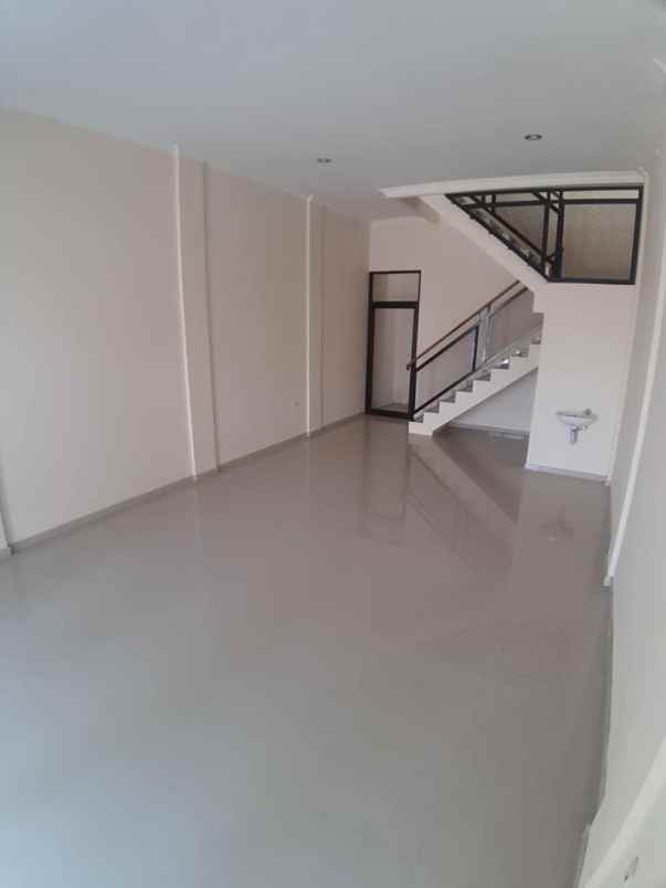 ruko dikontrakkan di kota purwodadi jateng