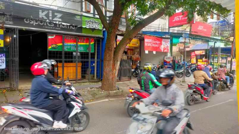 ruko sarijadi mainroad cocok untuk usaha