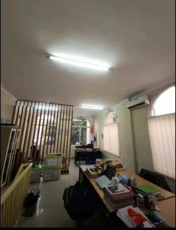 ruko strategis bekasi selatan shm jalan 2 mobil 1 75m