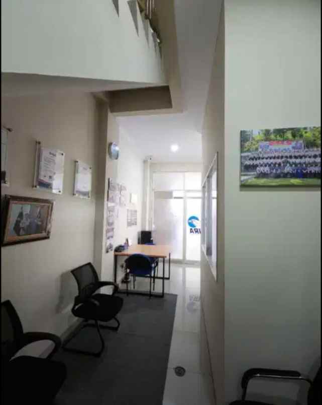 ruko strategis bekasi selatan shm jalan 2 mobil 1 75m