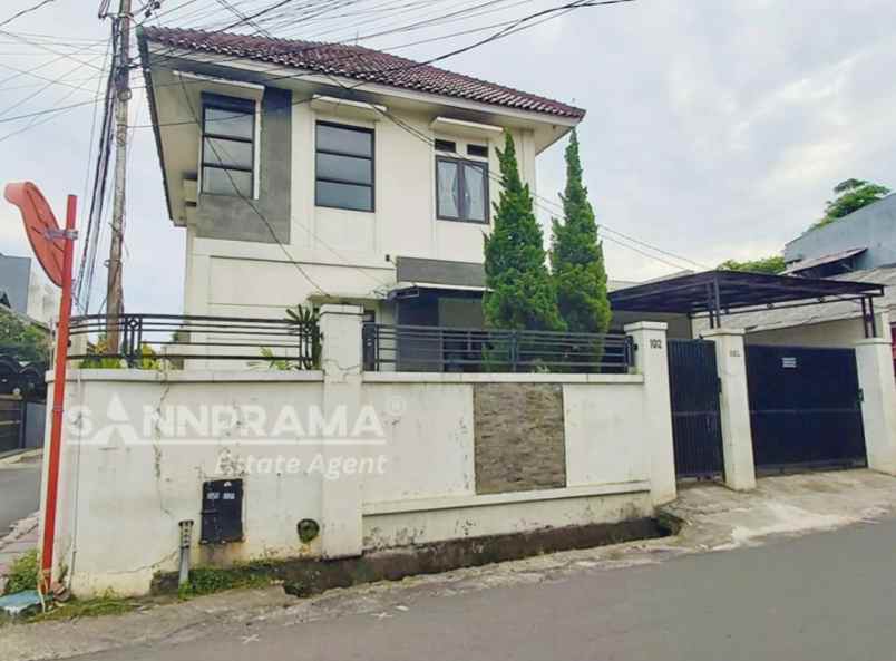 rumah 2 lantai ciganjur jagakarsa jakarta selatan