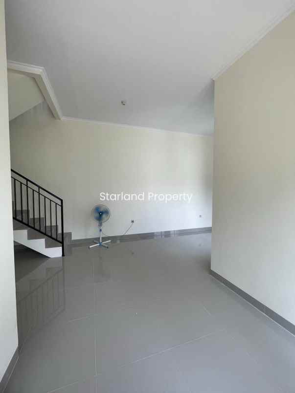 rumah 2 lantai modern minimalis di area bintaro