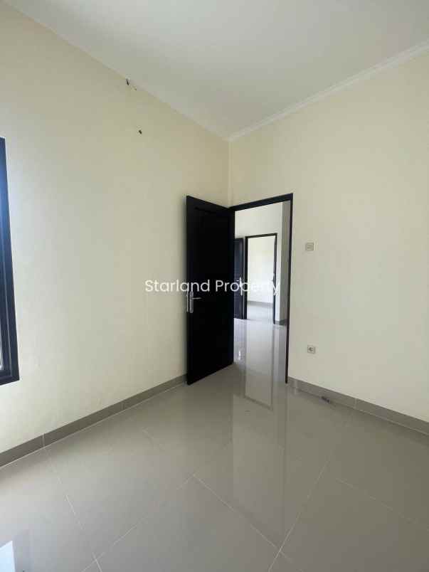 rumah 2 lantai modern minimalis di area bintaro