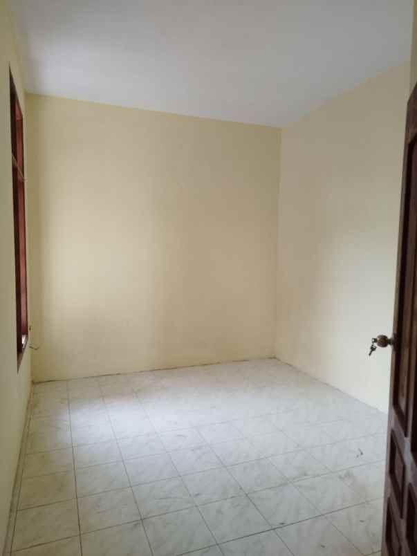 rumah 2 lantai siap huni lt 130m