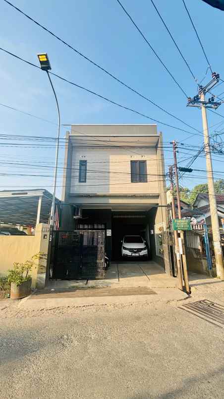 rumah area sariwangi dekat jl pesantren cimahi