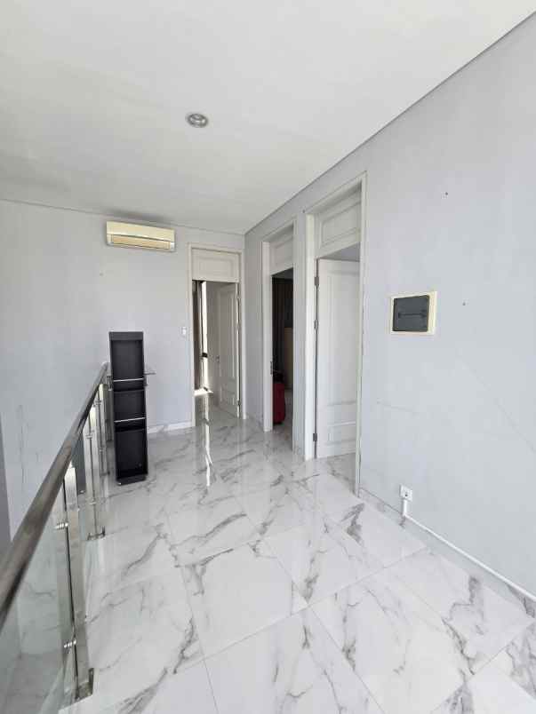 rumah aruba villa pakuwon city minimalis siap huni