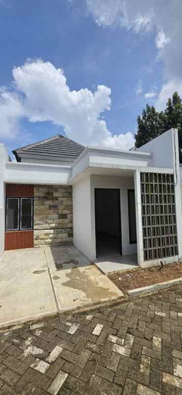 rumah bergaya bali modern