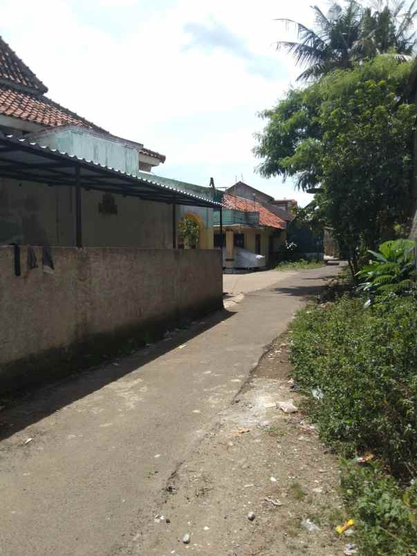 rumah beserta 4 pintu kontrakan pondok aren tangerang