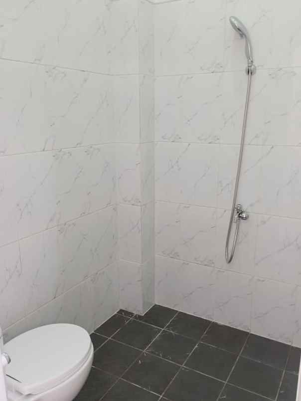 rumah brand new siap huni harapan indah bekasi