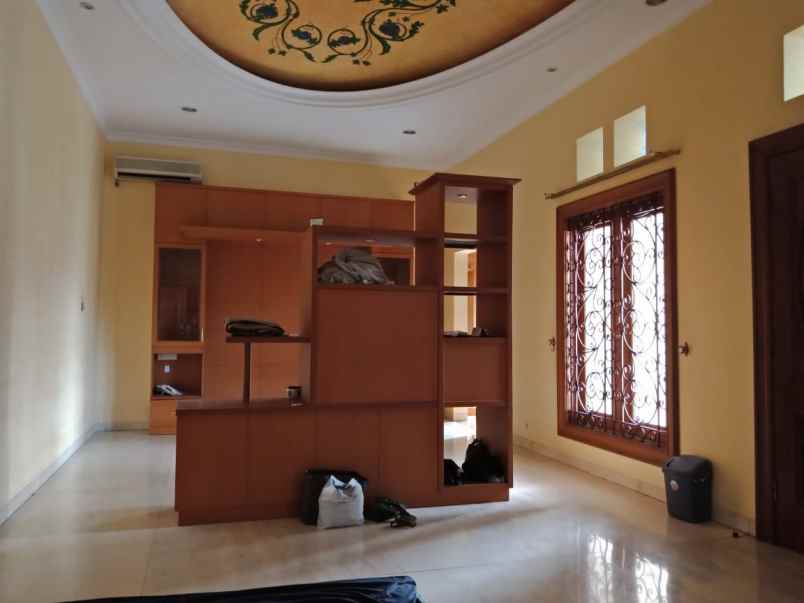 rumah bukit gading mediterania