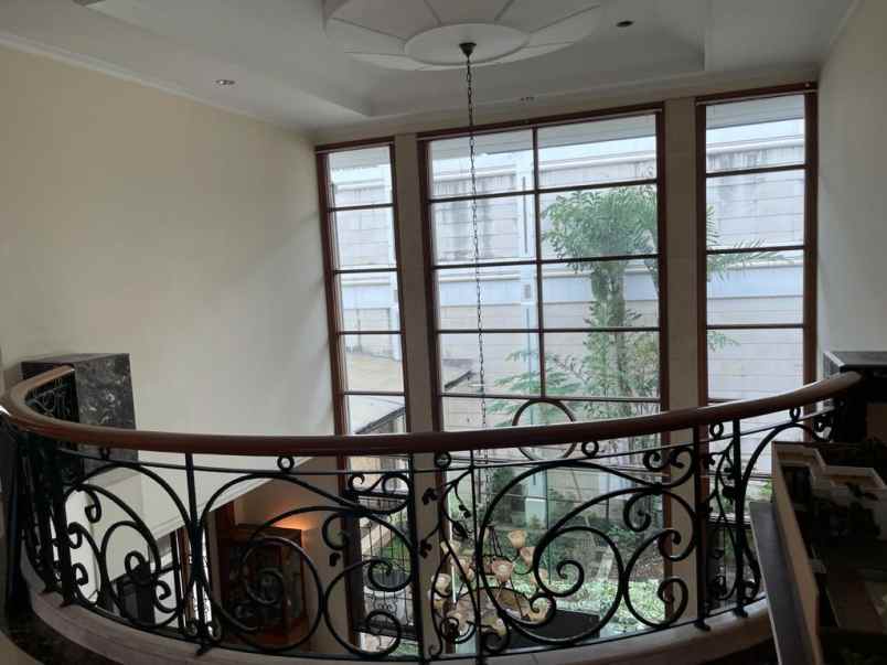 rumah bukit gading villa