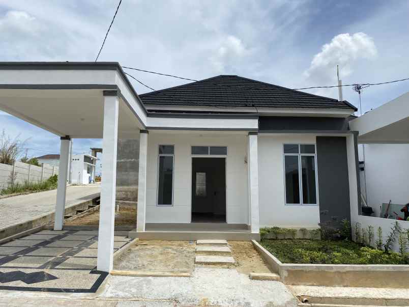 Rumah Cantik Asri Type 45 Di Jalan Delima Pekanbaru