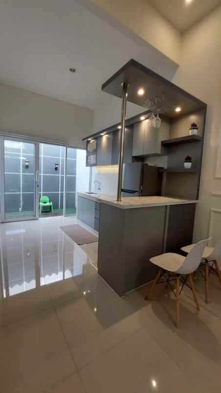 rumah cantik cluster siap huni kpr dp 0 bebas banjir