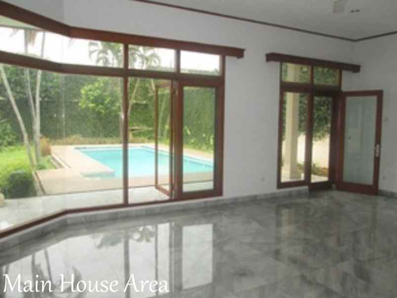 rumah cipete kebayoran baru jakarta selatan