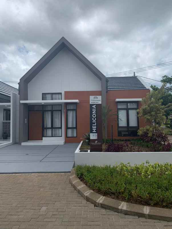 rumah cluster tampak siring