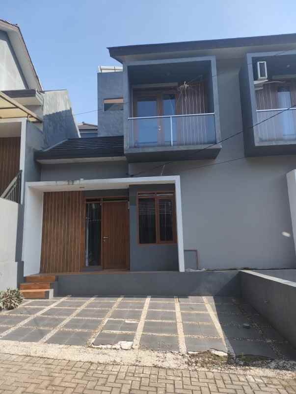 rumah cluster ubud village sariwangi