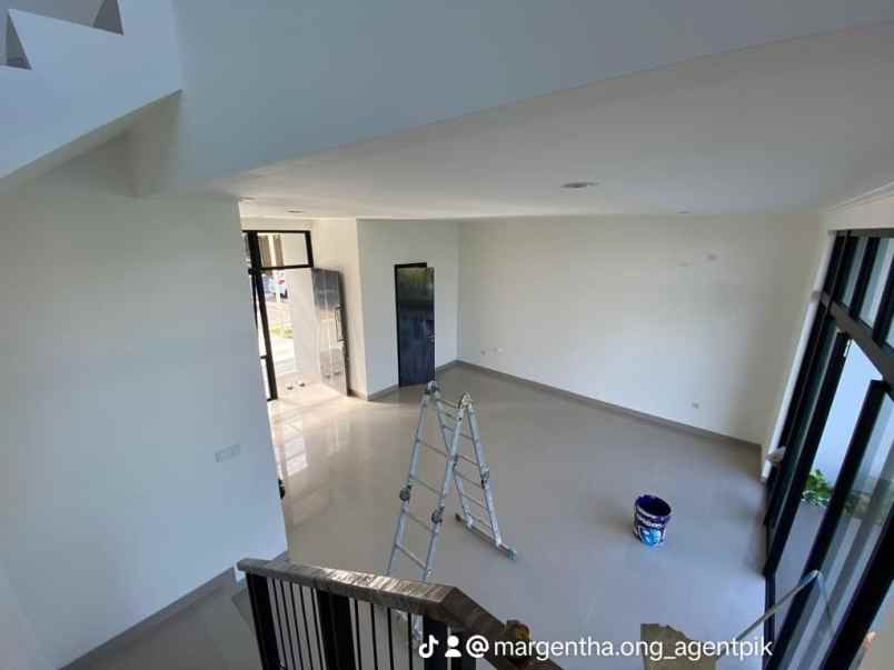 rumah denver pik2 view danau