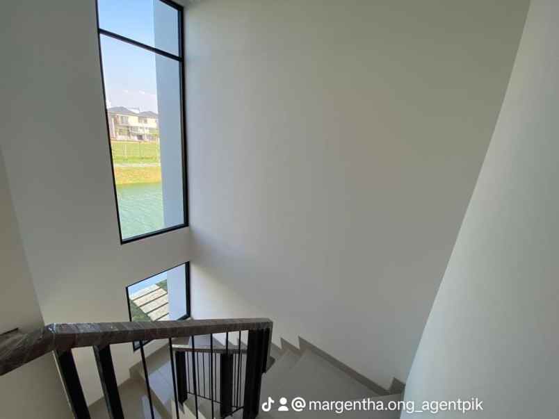 rumah denver pik2 view danau