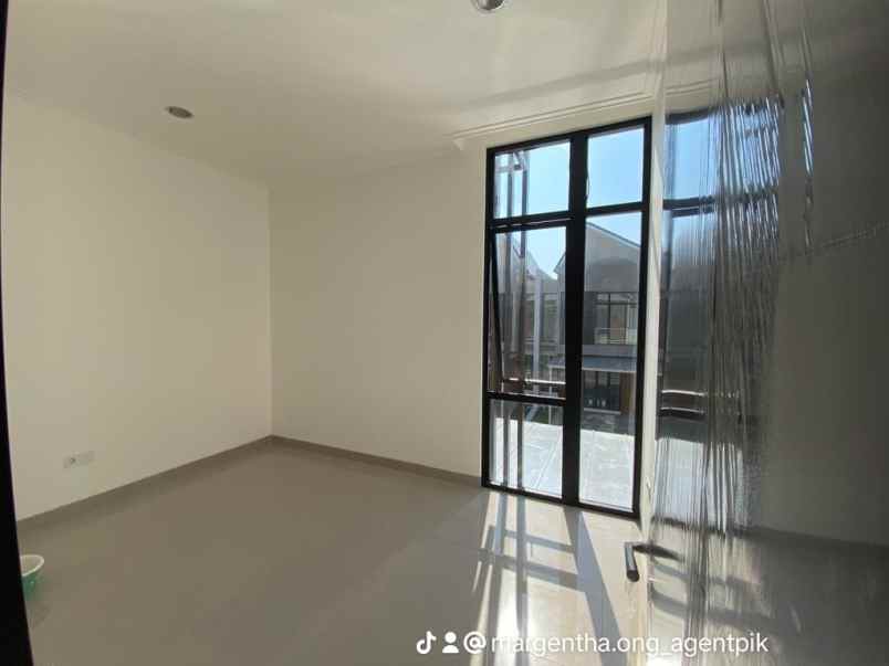 rumah denver pik2 view danau