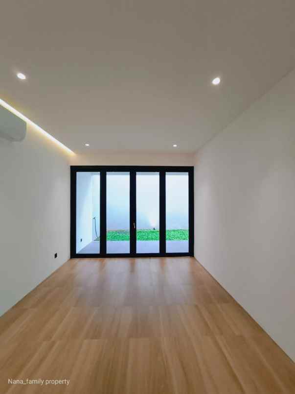 rumah design modern siap huni di joglo jakarta barat