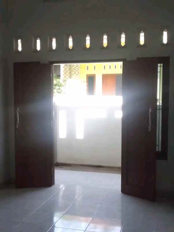 rumah dijual di manyaran semarang barat