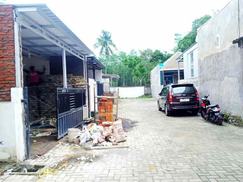 rumah dijual ready stock bangunan baru siap huni