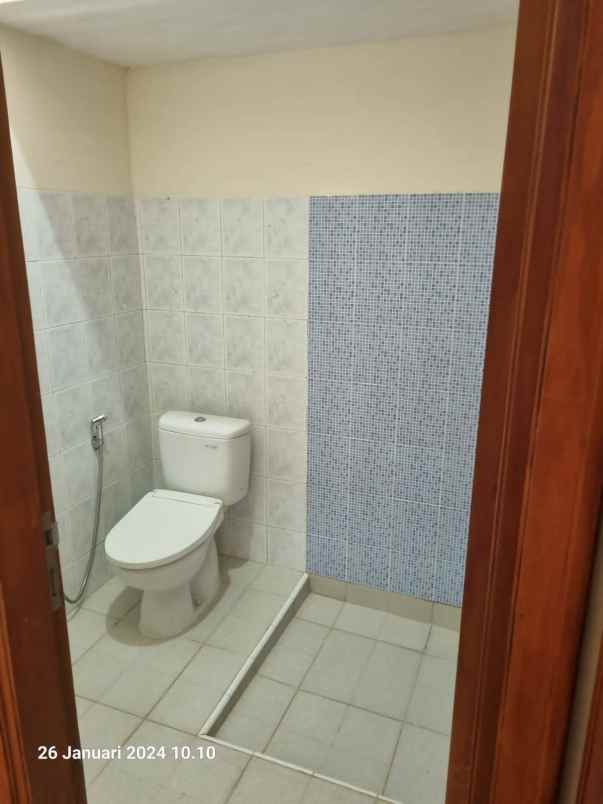 rumah disewakan pondok nirwana merr surabaya timur