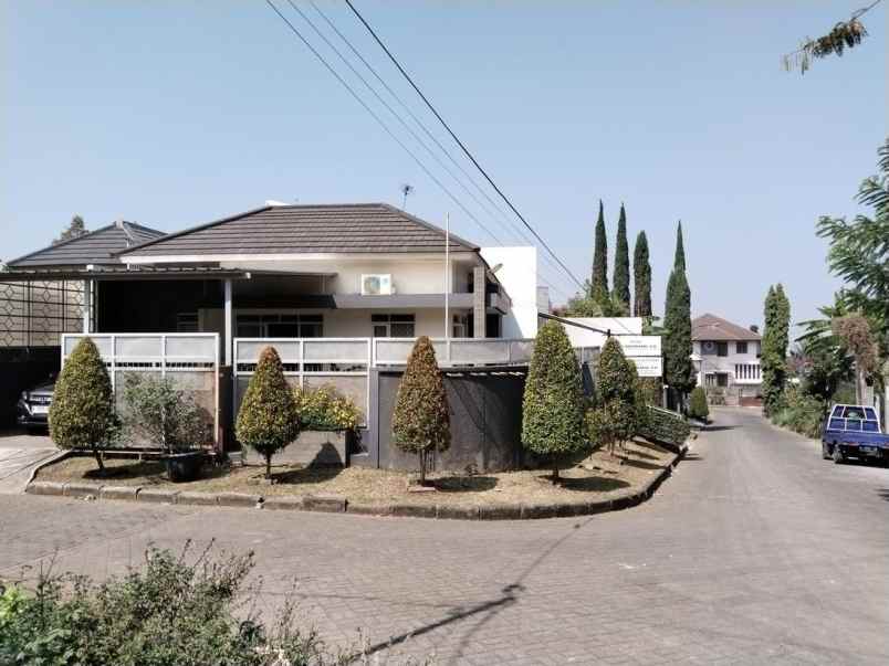 rumah full furnish di setiabudi regency bandung