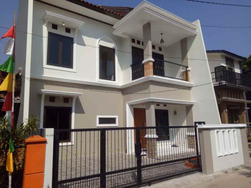 rumah grand depok city