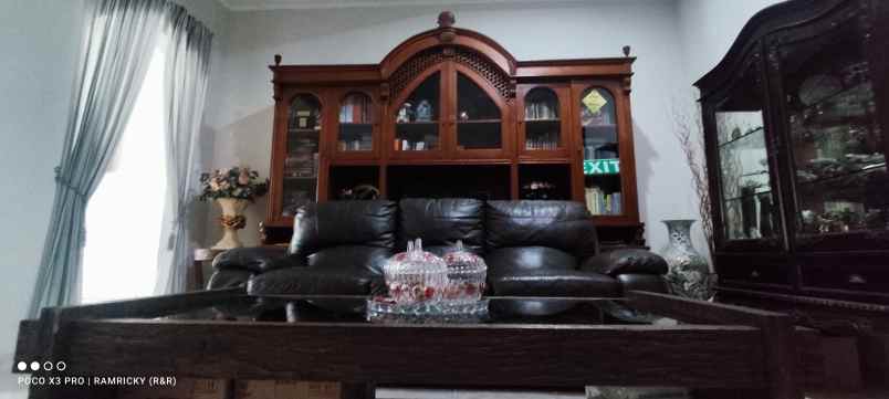 rumah jalan raya ratna jatibening