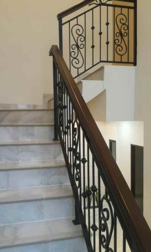 rumah jl jati makmur raya bekasi