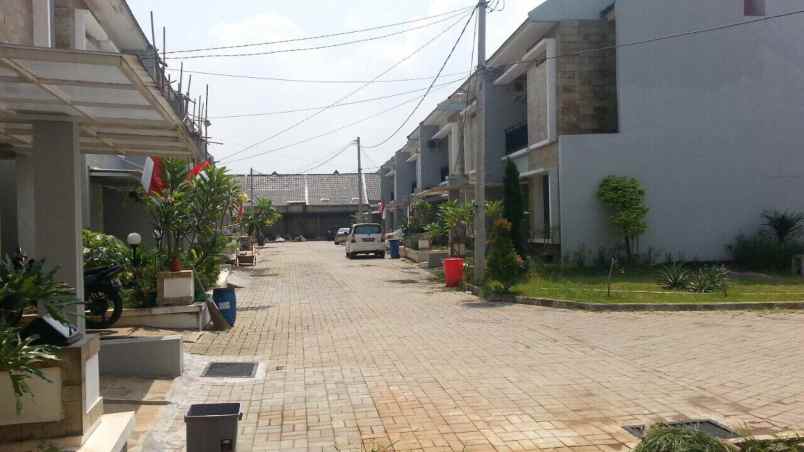 rumah kel jatiluhur kec jatiasih