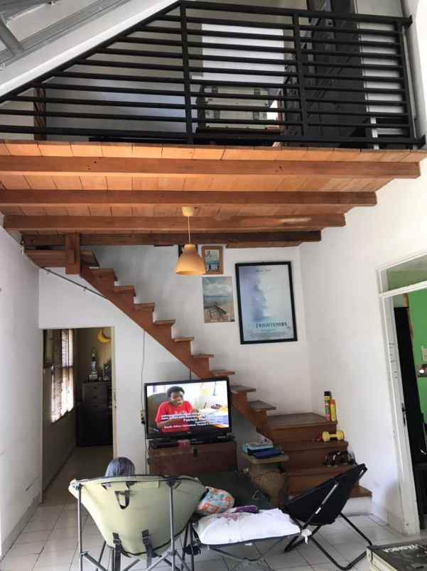 rumah klasik kluster pasadena sentul city