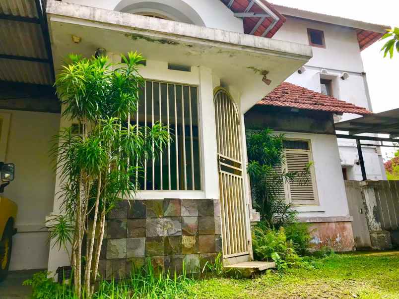 rumah klasik kluster pasadena sentul city