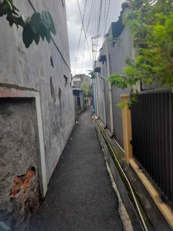 rumah kos kosan 13 kamar di cawang jaktim dekat uki