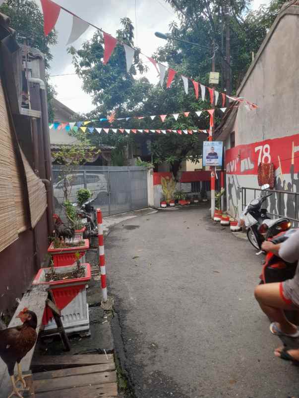rumah kos kosan 13 kamar di cawang jaktim dekat uki