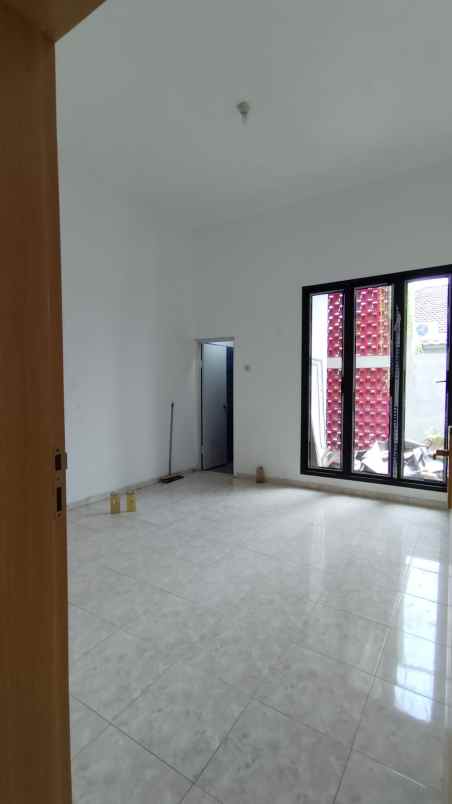 rumah kost siap huni lokasi suhat malang