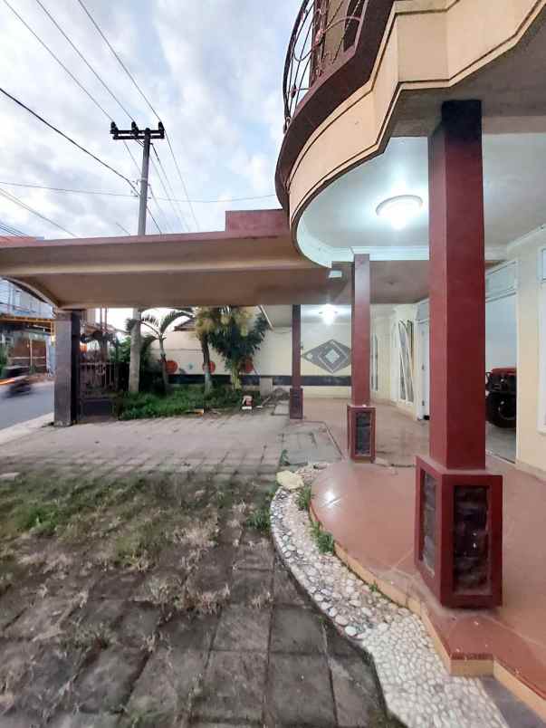 rumah luas dan mewah daerah singosari malang