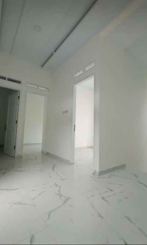 rumah mampang pancoran mas depok