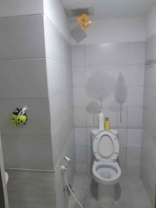 rumah manyar tirtomoyo strategis row 3 mobil