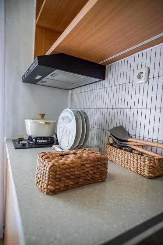 rumah mewah 2 lantai di sawangan depok