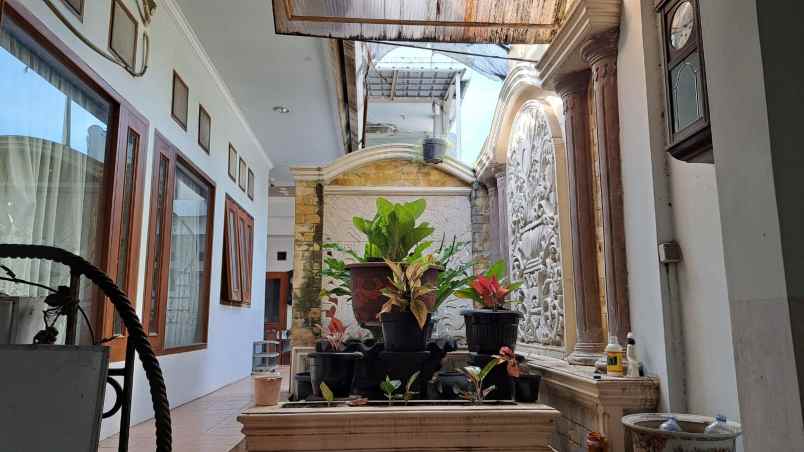 rumah mewah 2 lantai siap huni