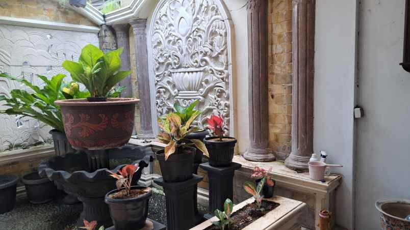 rumah mewah 2 lantai siap huni