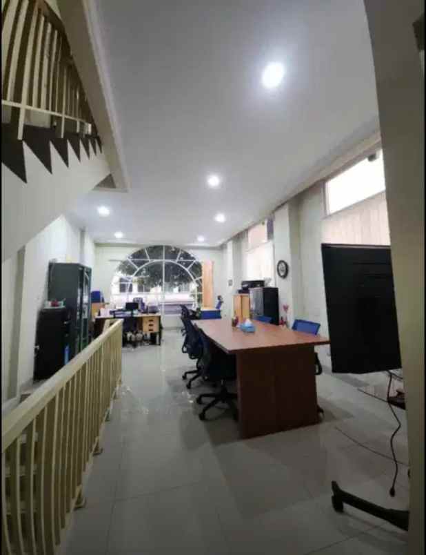 rumah mewah 800m duren sawit kolam renang langka