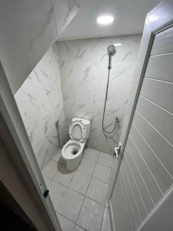 rumah mewah minimalis siap huni di jatingaleh semarang