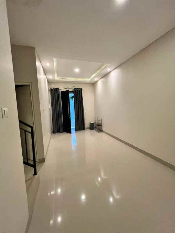 rumah mewah minimalis siap huni di jatingaleh semarang