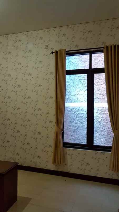 rumah minimalis di malaka country estate jakarta timur